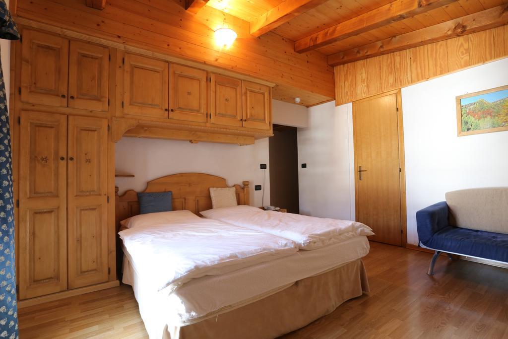 Albergo Centrale Forni di Sopra Quarto foto