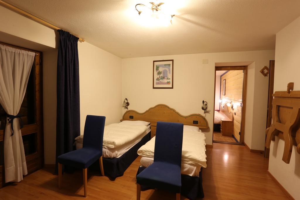Albergo Centrale Forni di Sopra Quarto foto