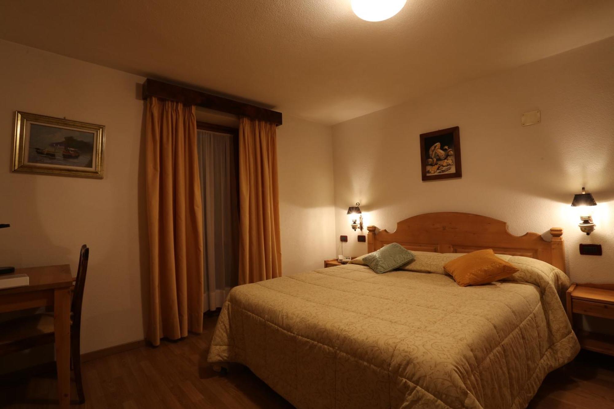 Albergo Centrale Forni di Sopra Quarto foto