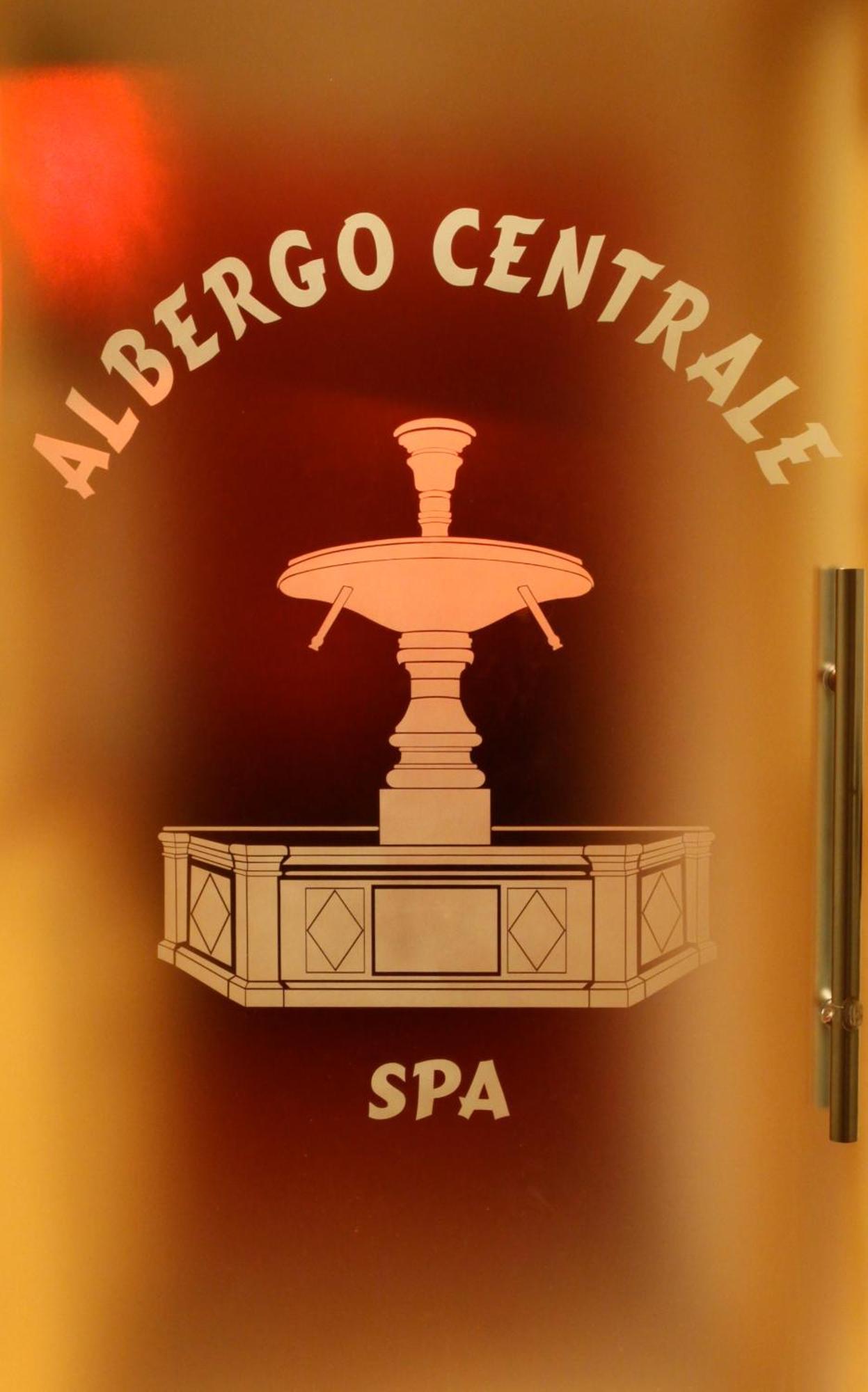 Albergo Centrale Forni di Sopra Exterior foto